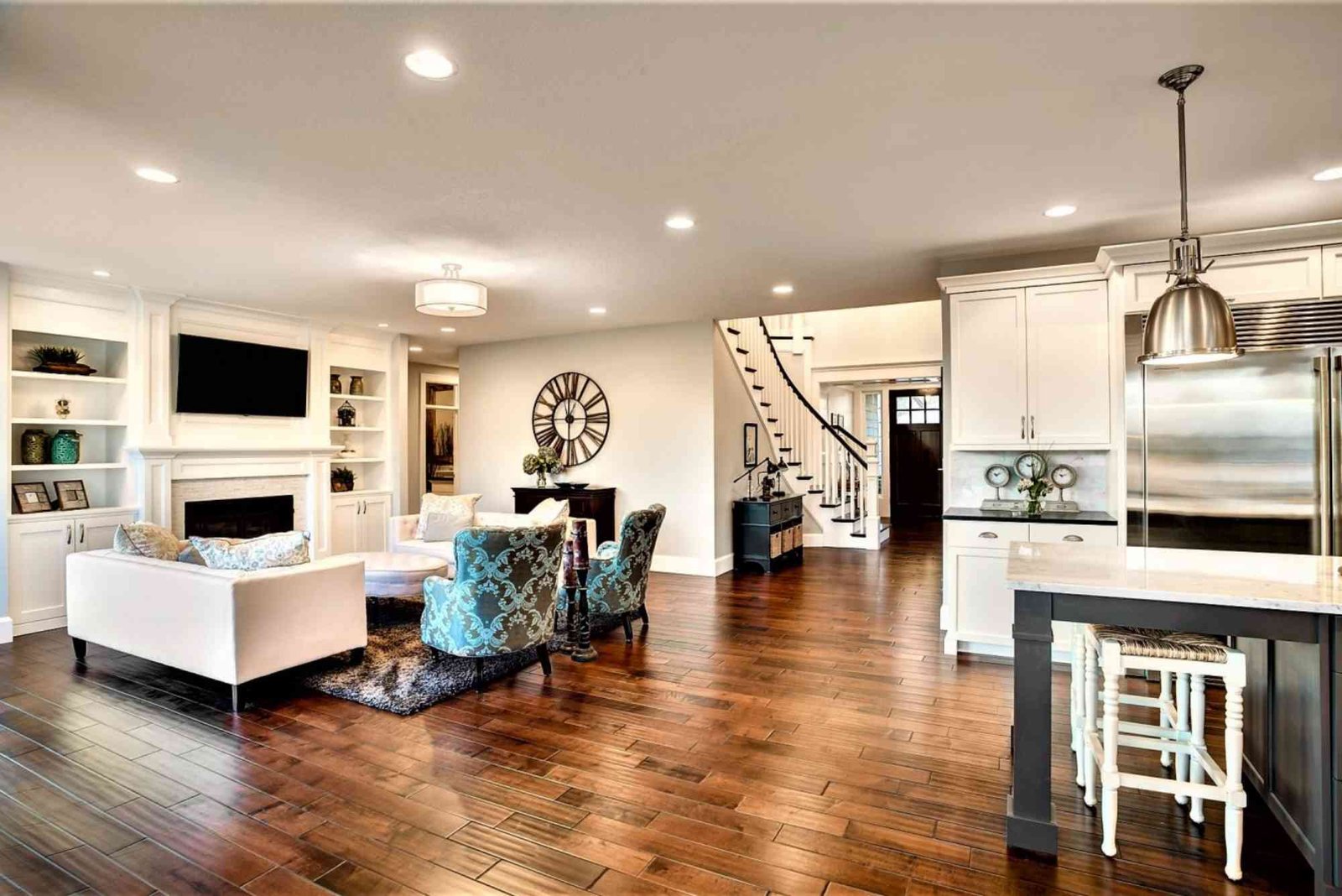 Home Staging Tips to Attract Buyers in Dubai